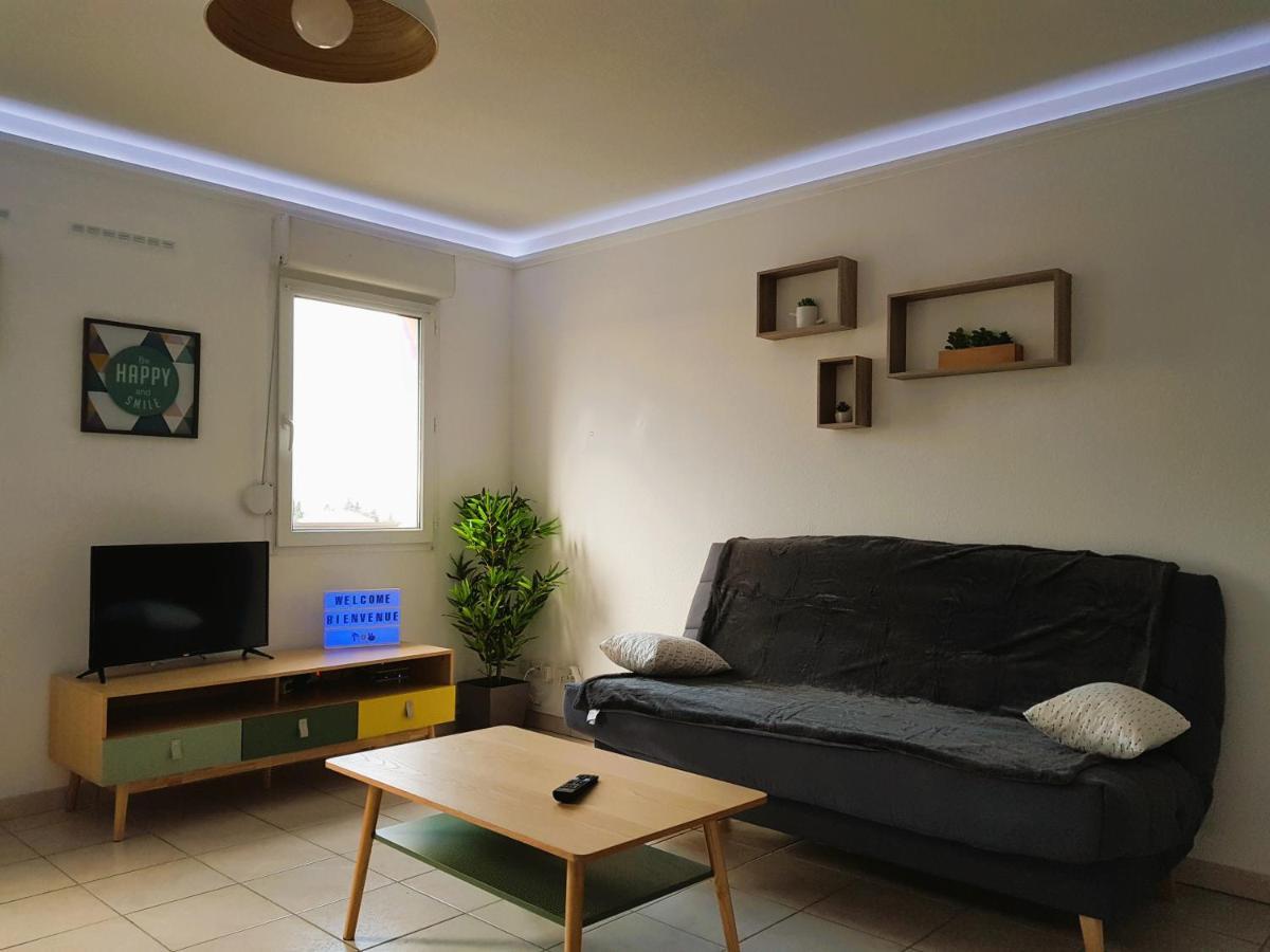 Appartement Tout Confort ! Calme, Vue Dégagée, ,parking Gratuit, Ascenseur, Wifi *
